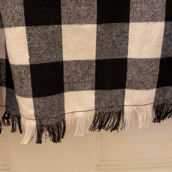 Fashion Nova Black and White Plaid Crop Top L - Picture 5 of 5